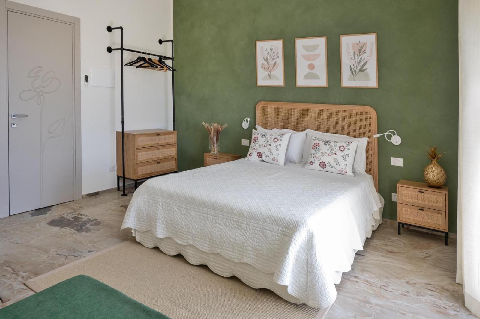 Rotareddu B&B Luogosanto Esterno foto
